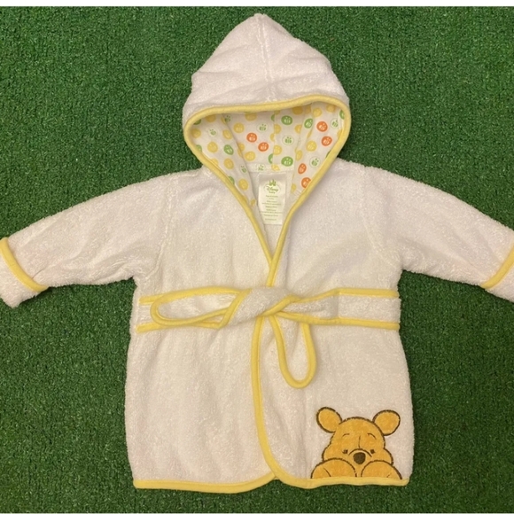 Disney Bath, Skin & Hair Disney Baby Winnie The Pooh Bathrobe